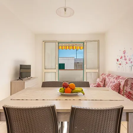 Blusea Apartment *