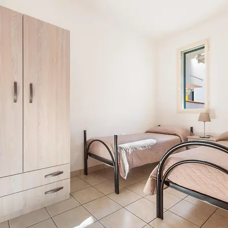 Blusea Apartment *